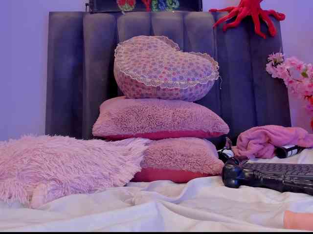 KendraChavezz1 webcam