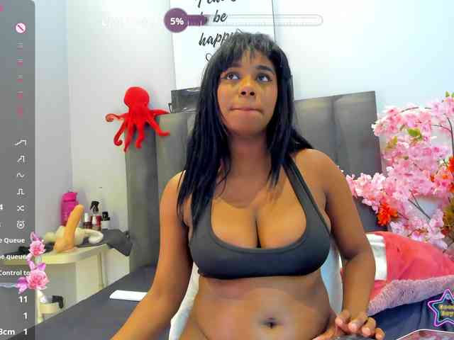 KendraChavezz1 webcam