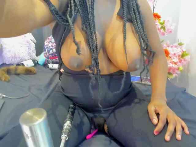 KendraChavezz1 webcam