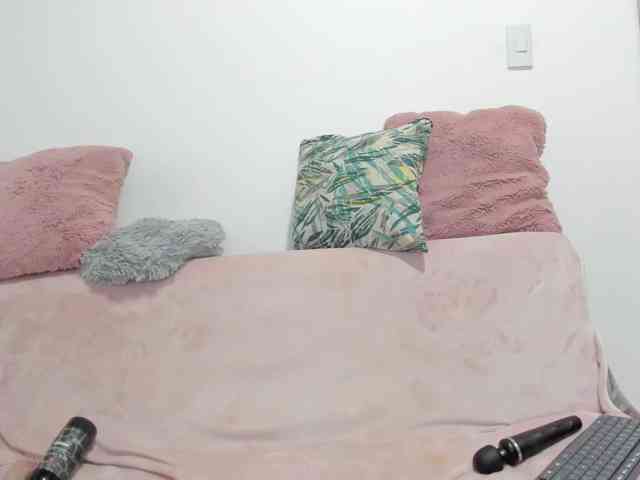 KendraChavezz1 webcam