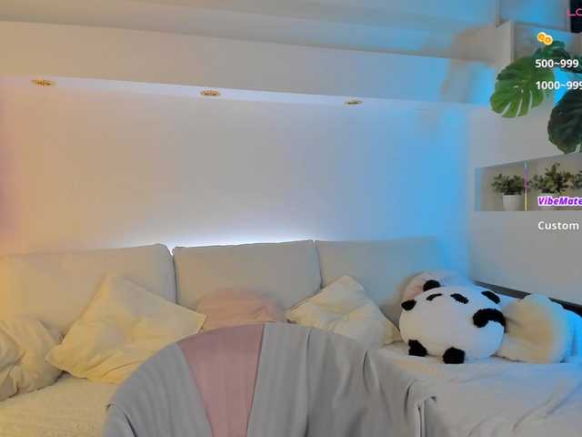 agathamott live cam preview