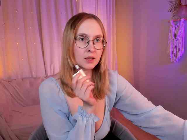 agathamott webcam