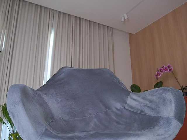Sonya-reallsugar live webcam show