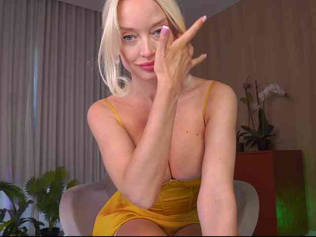 Sonya-reallsugar webcam