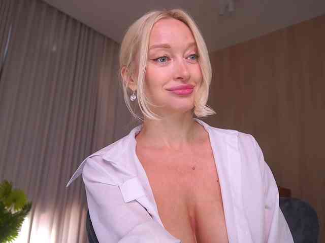 Sonya-reallsugar webcam