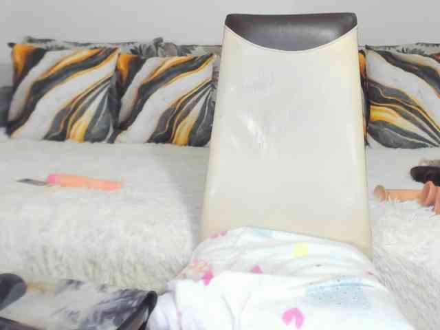 Besttpussyyy webcam