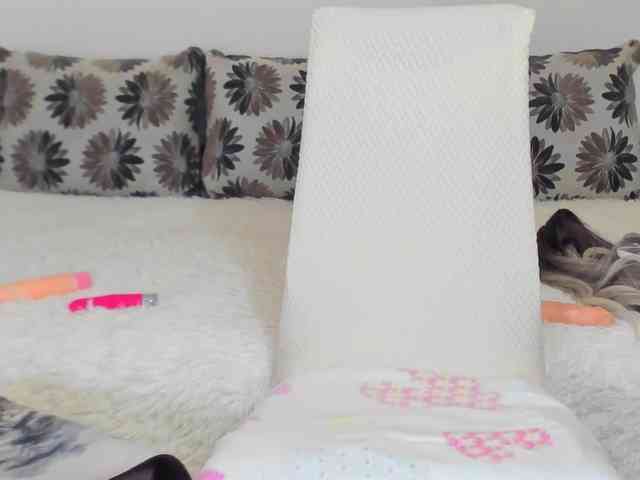Besttpussyyy webcam