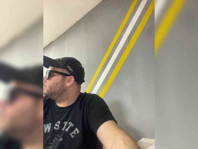 Diamondbi Live Webcam on BongaCams