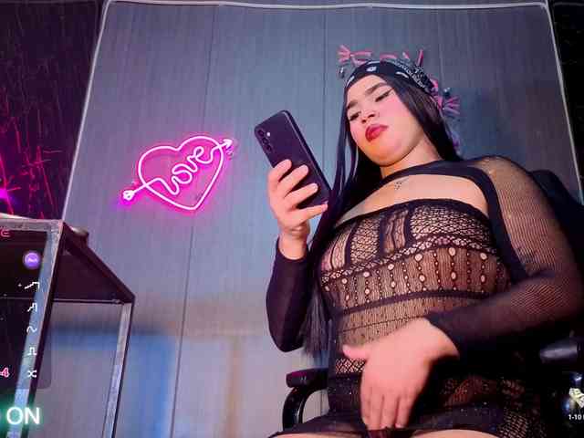 QueenKarenhot Live Webcam on BongaCams