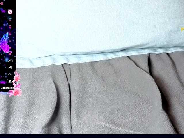 AliceNguyen live cam
