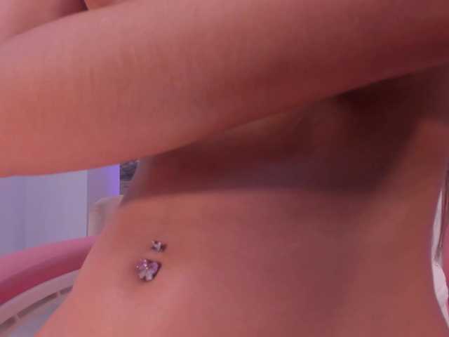 MaddyOwens live cam on BongaCams
