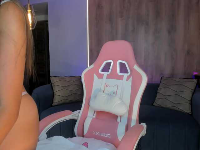 MaddyOwens live cam on BongaCams