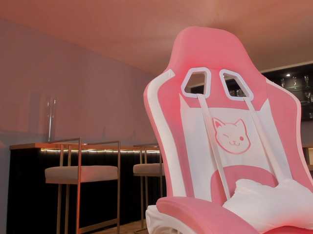MaddyOwens live cam on BongaCams