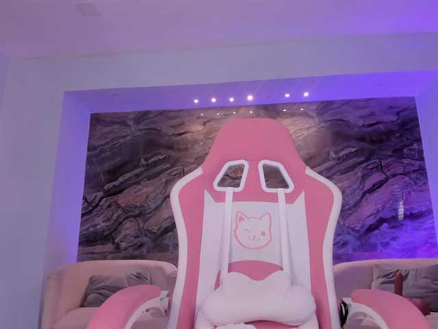 MaddyOwens live cam on BongaCams