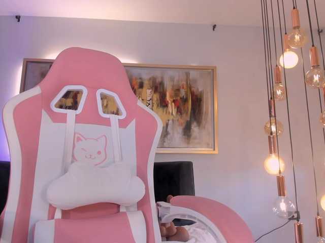 MaddyOwens live cam on BongaCams