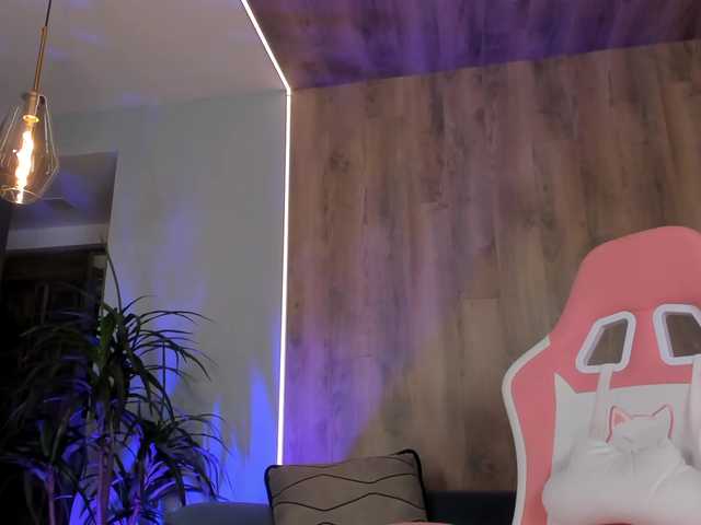 MaddyOwens live cam on BongaCams