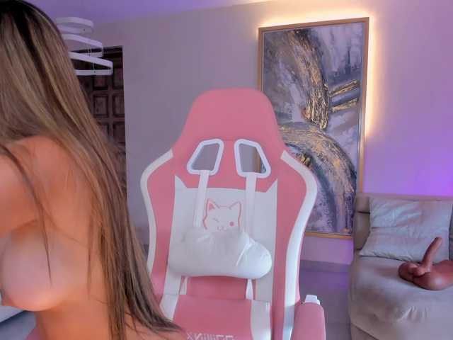 MaddyOwens live cam on BongaCams