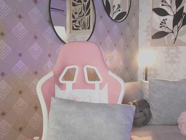 MaddyOwens live cam on BongaCams