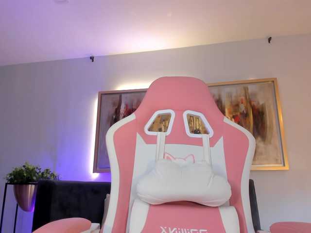 MaddyOwens live cam on BongaCams