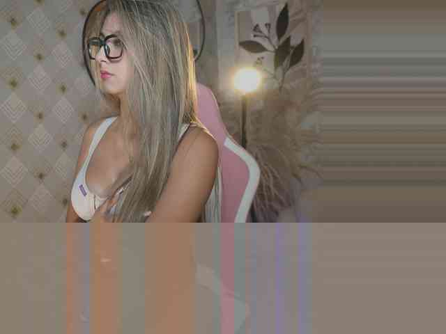 MaddyOwens webcam