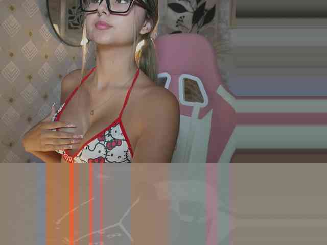 MaddyOwens Live Webcam on BongaCams