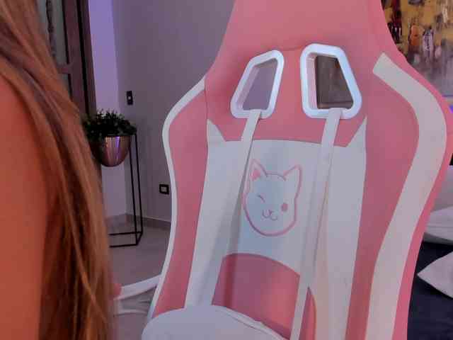 MaddyOwens webcam