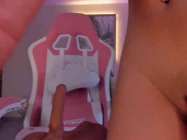 MaddyOwens webcam