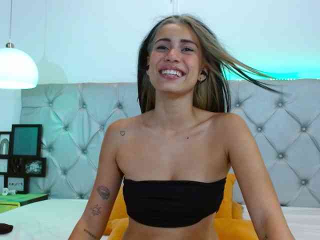 MariaJoseWalkerC webcam