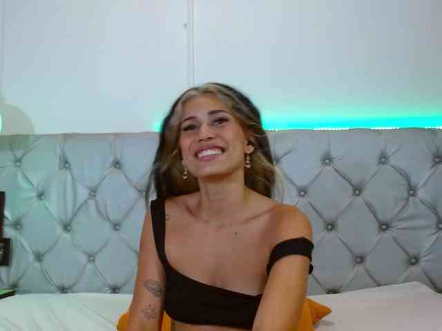 MariaJoseWalkerC webcam