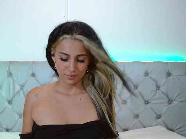 MariaJoseWalkerC webcam
