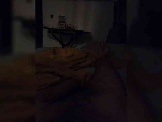 GlamuR111 Sex Cam Show