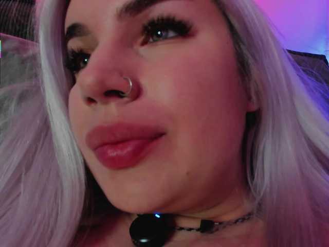 aminahaze live cam on BongaCams