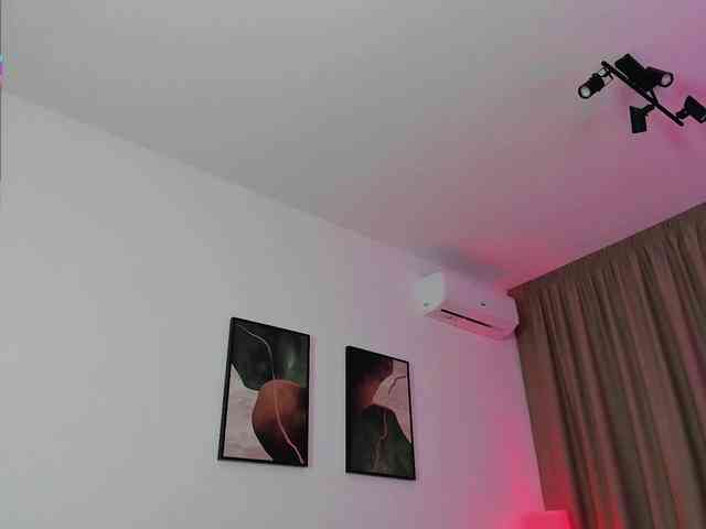 aminahaze webcam
