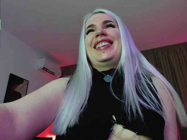 aminahaze webcam