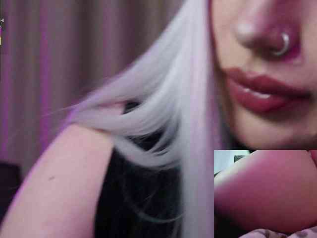 aminahaze webcam
