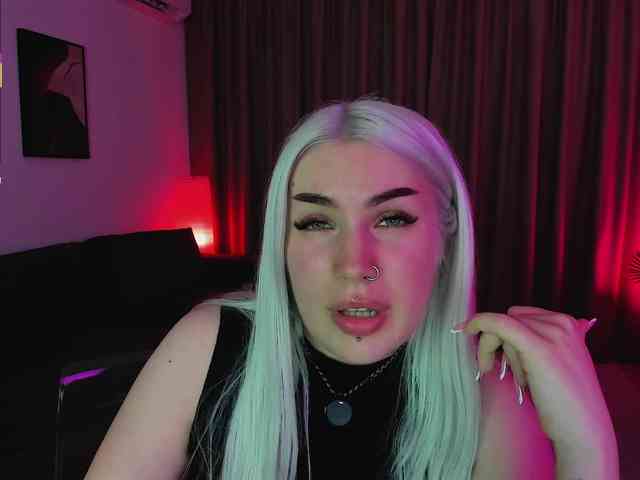 aminahaze webcam