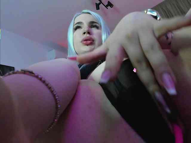 aminahaze webcam