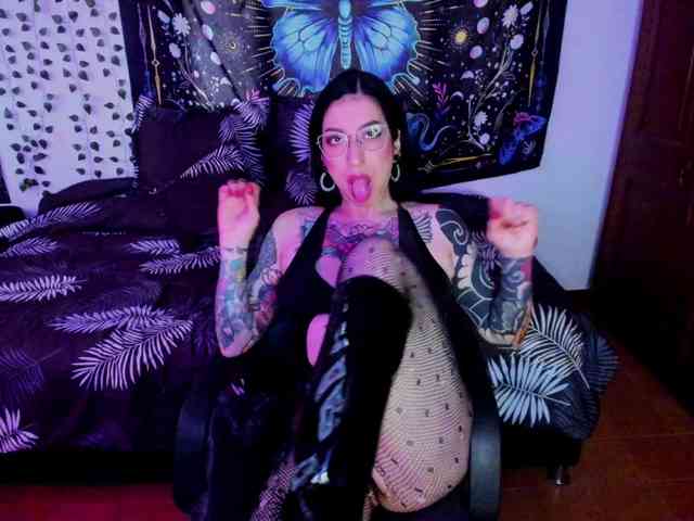 alicerose34 webcam