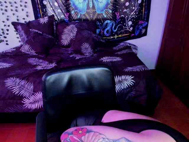 alicerose34 webcam