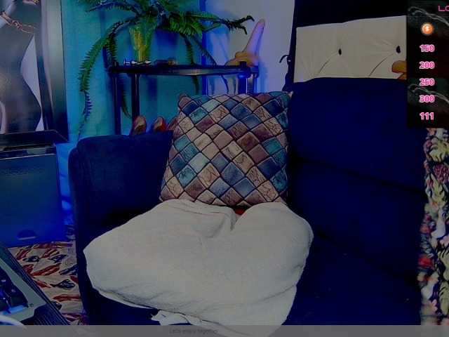 Mommy-pervert live cam on BongaCams