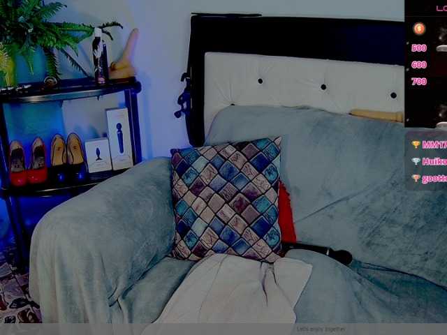 Mommy-pervert live cam