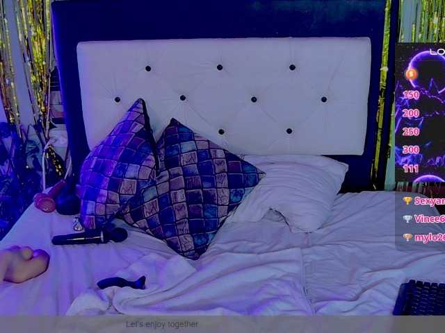 Mommy-pervert live cam preview