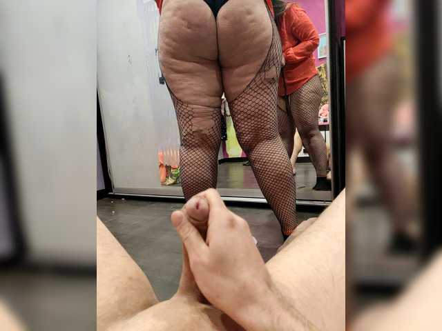 Karinasky's BongaCams show and profile