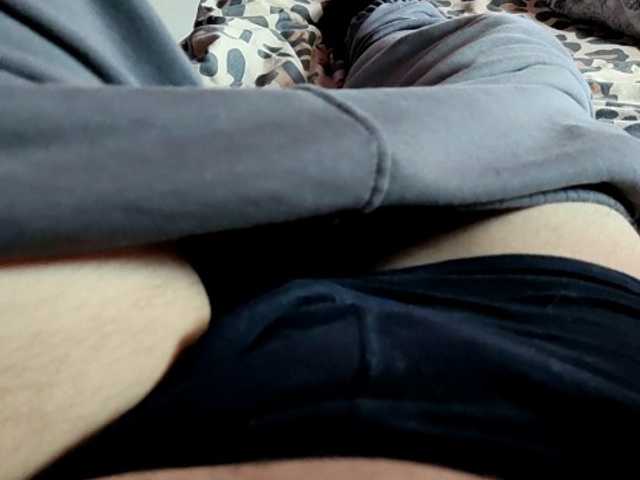 Karinasky's BongaCams show and profile