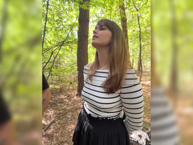 Cherry-viking98 live cam on BongaCams