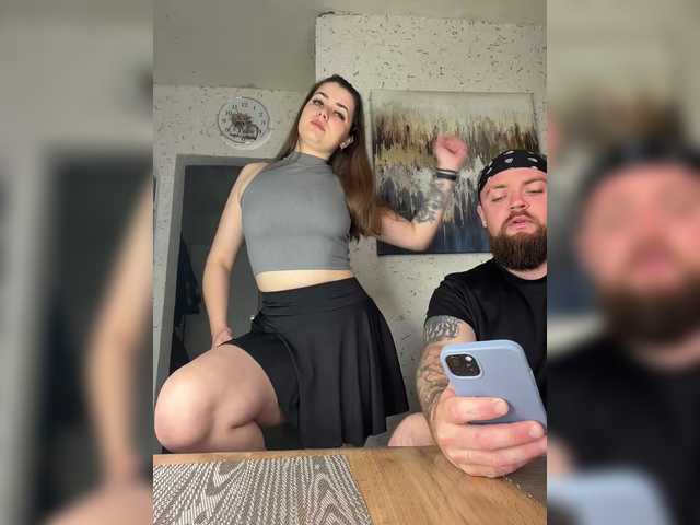 Cherry-viking98's BongaCams show and profile