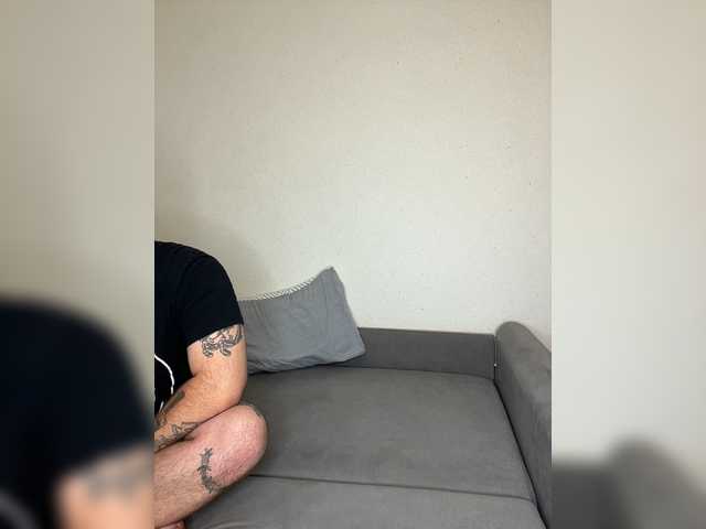 Cherry-viking98 live cam on BongaCams