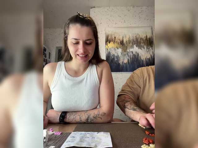 Cherry-viking98's BongaCams show and profile