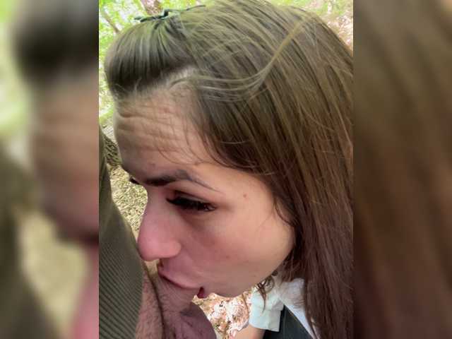 Sex chat gratuit in direct cu Cherry-viking98 pe BongaCams