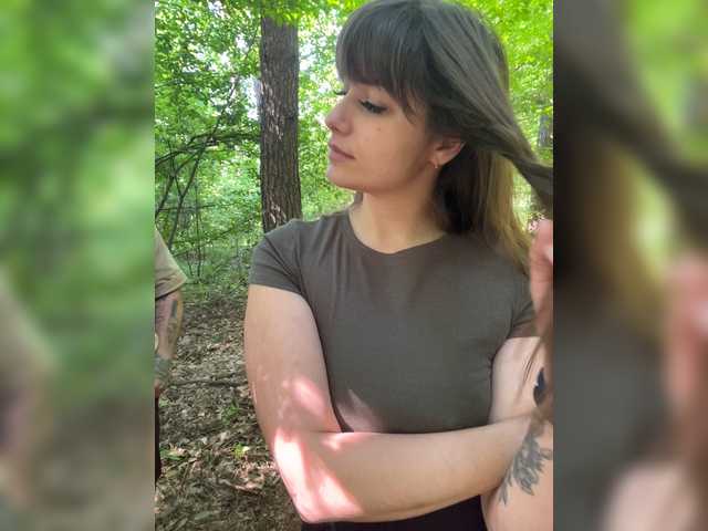 Cherry-viking98 live cam on BongaCams